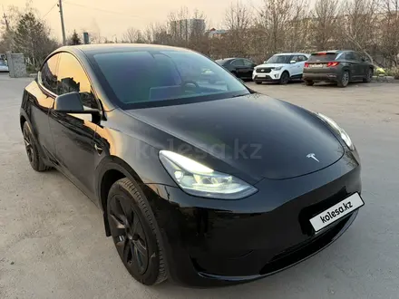 Tesla Model Y 2023 года за 12 500 000 тг. в Алматы