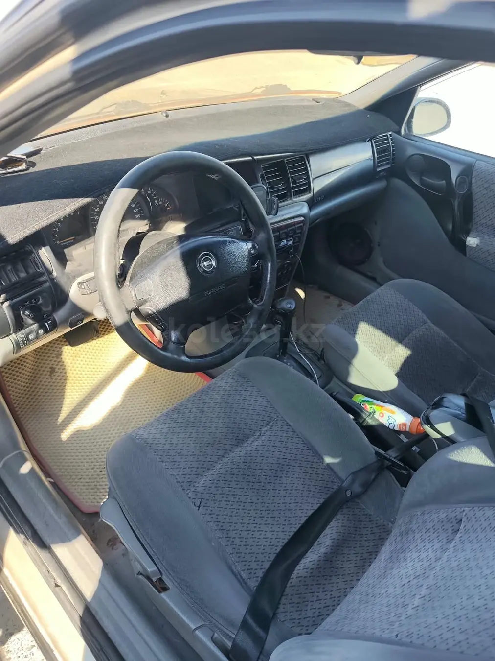 Opel Vectra, 1998