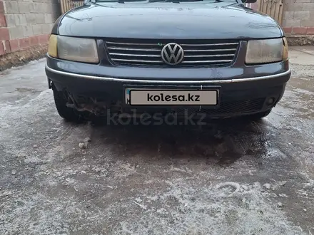 Volkswagen Passat 2004 года за 2 669 111 тг. в Астана – фото 29