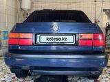Volkswagen Vento 1993 года за 1 300 000 тг. в Караганда – фото 2