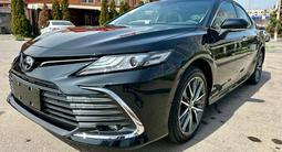 Toyota Camry 2023 года за 16 300 000 тг. в Алматы – фото 3