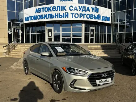 Hyundai Elantra 2018 года за 8 300 000 тг. в Уральск