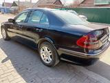 Mercedes-Benz E 200 2004 года за 5 000 000 тг. в Караганда – фото 2