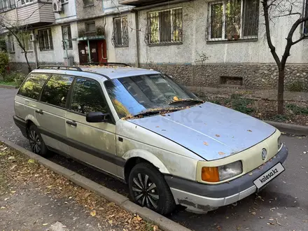 Volkswagen Passat 1990 года за 1 160 000 тг. в Алматы – фото 2