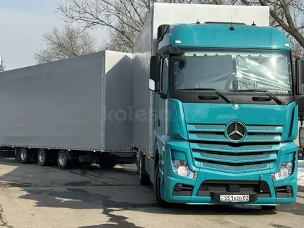 Mercedes-Benz  Actros 2017 года за 44 870 000 тг. в Алматы