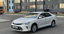 Toyota Camry 2015 года за 10 350 000 тг. в Усть-Каменогорск