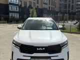 Kia Sorento 2023 года за 14 900 000 тг. в Актобе – фото 2