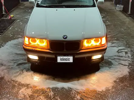 BMW 328 1991 года за 1 950 000 тг. в Шымкент