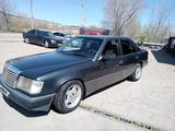 Mercedes-Benz E 200 1987 года за 1 350 000 тг. в Караганда – фото 5