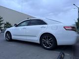 Toyota Camry 2011 года за 6 200 000 тг. в Алматы – фото 4