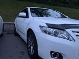 Toyota Camry 2011 года за 6 200 000 тг. в Алматы – фото 2
