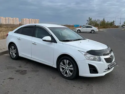 Chevrolet Cruze 2014 года за 3 750 000 тг. в Астана – фото 3