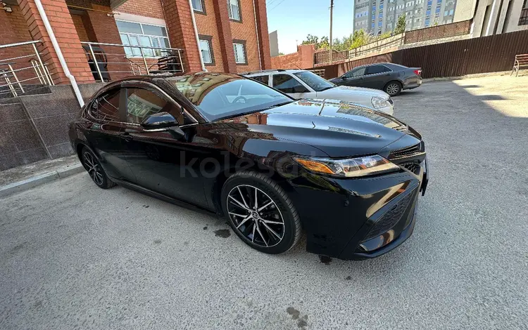Toyota Camry 2021 года за 12 600 000 тг. в Кызылорда