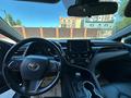 Toyota Camry 2021 года за 12 600 000 тг. в Кызылорда – фото 9