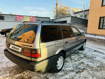 Volkswagen Passat 1993 года за 2 180 000 тг. в Павлодар – фото 4