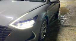 Hyundai Sonata 2021 года за 9 500 000 тг. в Астана – фото 2
