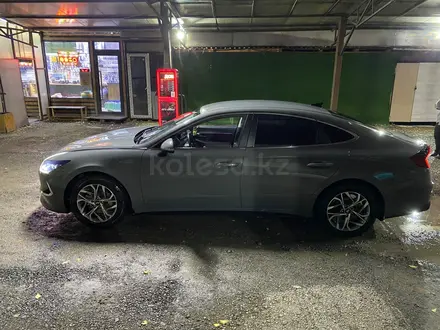 Hyundai Sonata 2021 года за 9 500 000 тг. в Астана – фото 4