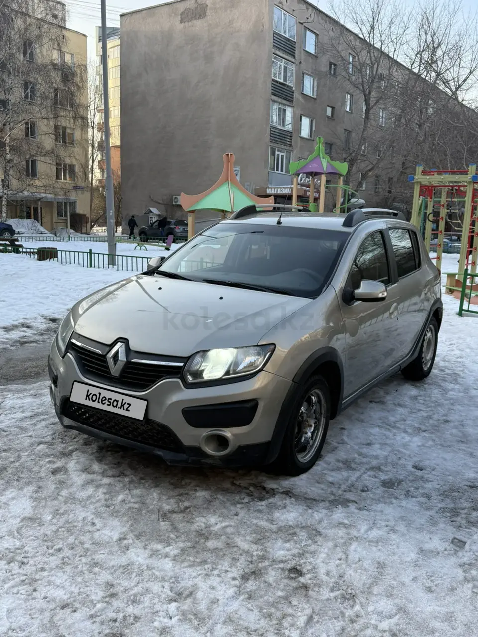 Renault Sandero Stepway, 2015