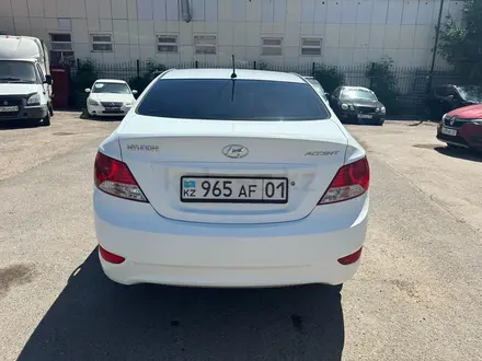 Hyundai Accent 2013 года за 3 611 000 тг. в Астана – фото 2