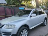 Volkswagen Touareg 2004 года за 3 500 000 тг. в Алматы