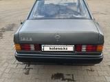 Mercedes-Benz 190 1991 годаүшін900 000 тг. в Уральск – фото 4
