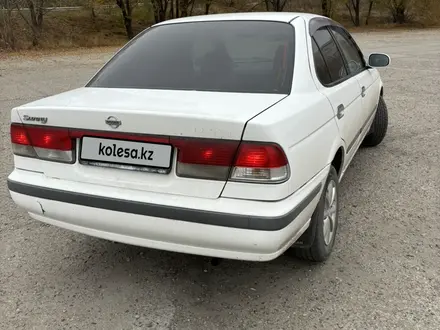 Nissan Sunny 2002 года за 2 500 000 тг. в Усть-Каменогорск – фото 2