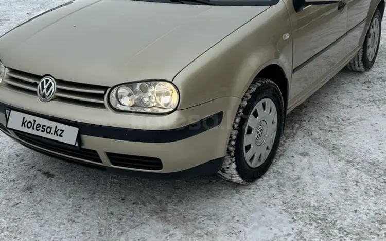 Volkswagen Golf 2002 года за 3 500 000 тг. в Астана