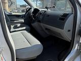 Volkswagen Caravelle 2013 года за 10 500 000 тг. в Караганда – фото 3