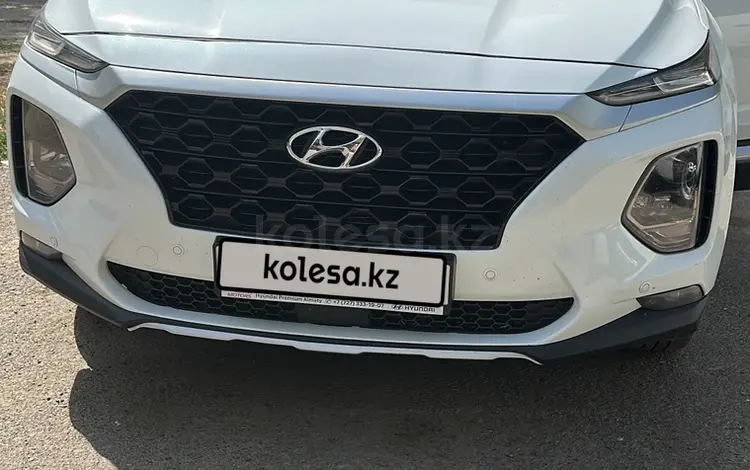 Hyundai Santa Fe 2019 годаүшін13 000 000 тг. в Шымкент