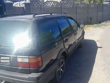 Volkswagen Passat 1993 года за 1 300 000 тг. в Тараз – фото 3