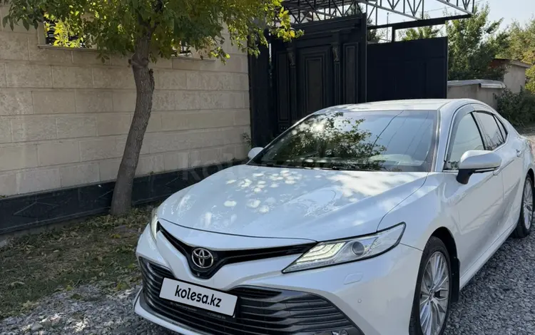 Toyota Camry 2019 годаүшін15 300 000 тг. в Шымкент