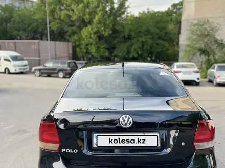 Volkswagen Polo 2015 года за 3 900 000 тг. в Алматы – фото 3
