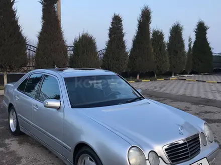 Mercedes-Benz E 280 1999 года за 4 500 000 тг. в Алматы