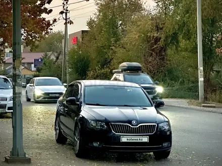Skoda Superb 2013 года за 5 100 000 тг. в Алматы