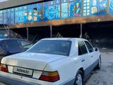 Mercedes-Benz E 200 1989 года за 600 000 тг. в Алматы – фото 4