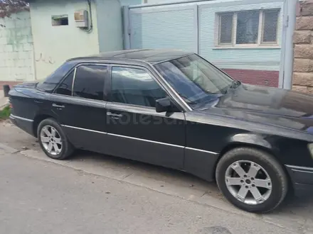 Mercedes-Benz E 230 1991 года за 1 600 000 тг. в Шымкент – фото 2