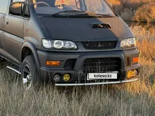 Mitsubishi Delica, 1995