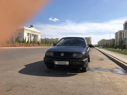 Volkswagen Vento 1994 года за 1 200 000 тг. в Уральск – фото 8