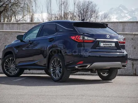 Lexus RX 350 2022 года за 29 800 000 тг. в Алматы – фото 7
