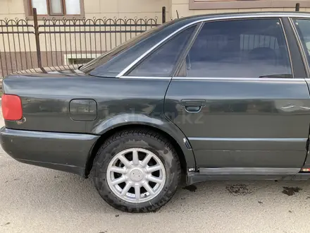 Audi A6 1997 года за 2 650 000 тг. в Уральск – фото 7