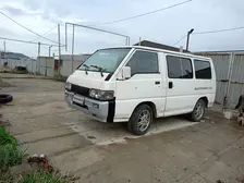 Mitsubishi L300, 1990