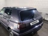 Volkswagen Golf 1994 года за 850 000 тг. в Астана – фото 3