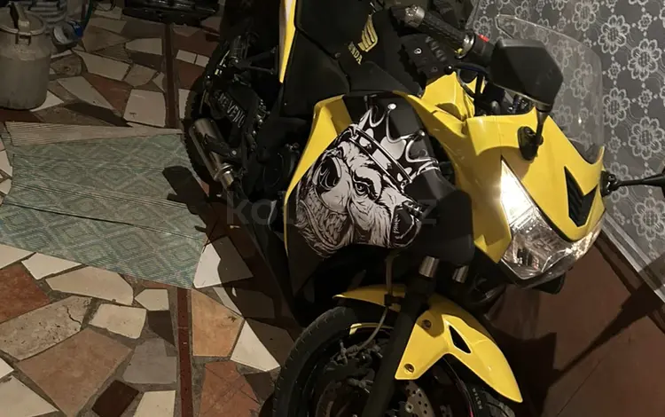 Honda  CBR 250R 2013 года за 1 000 000 тг. в Астана