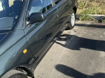 Toyota Carina E 1996 года за 2 600 000 тг. в Алматы – фото 5