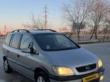 Opel Zafira 2001 года за 2 000 000 тг. в Жанаозен – фото 2