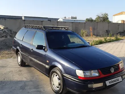 Volkswagen Passat 1996 года за 1 700 000 тг. в Тараз – фото 8