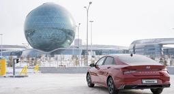 Hyundai Elantra 2021 года за 8 999 999 тг. в Астана – фото 4