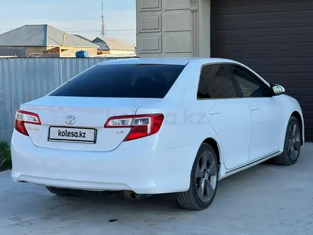 Toyota Camry 2013 года за 8 650 000 тг. в Шымкент – фото 4