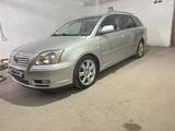 Toyota Avensis 2004 годаүшін4 700 000 тг. в Шымкент