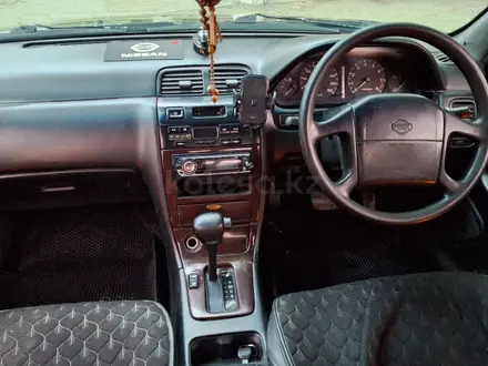 Nissan Cefiro 1991 года за 900 000 тг. в Семей – фото 2
